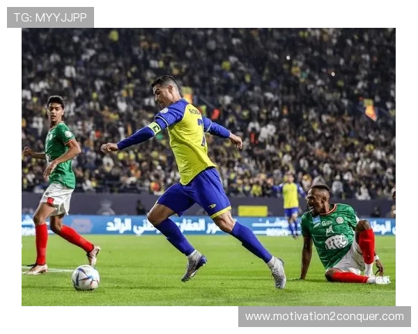 沙尔克边路速度持续提升，攻防转换效率增强