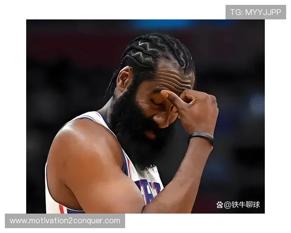 西蒙斯无球效率下滑，对比哈登持球体系作用锐减